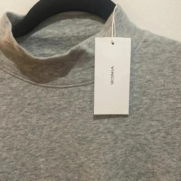 NWT Vince Mock Neck Top in H Stone Grey Sz M - Picture 3 of 9